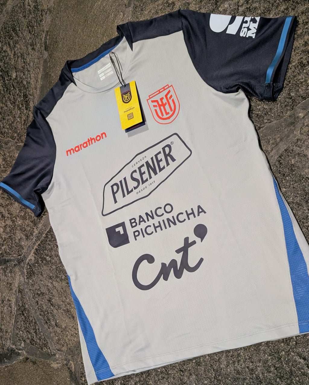 ECUADOR WORLD CUP GRAY TRAINING JERSEY WITH SPONSORS