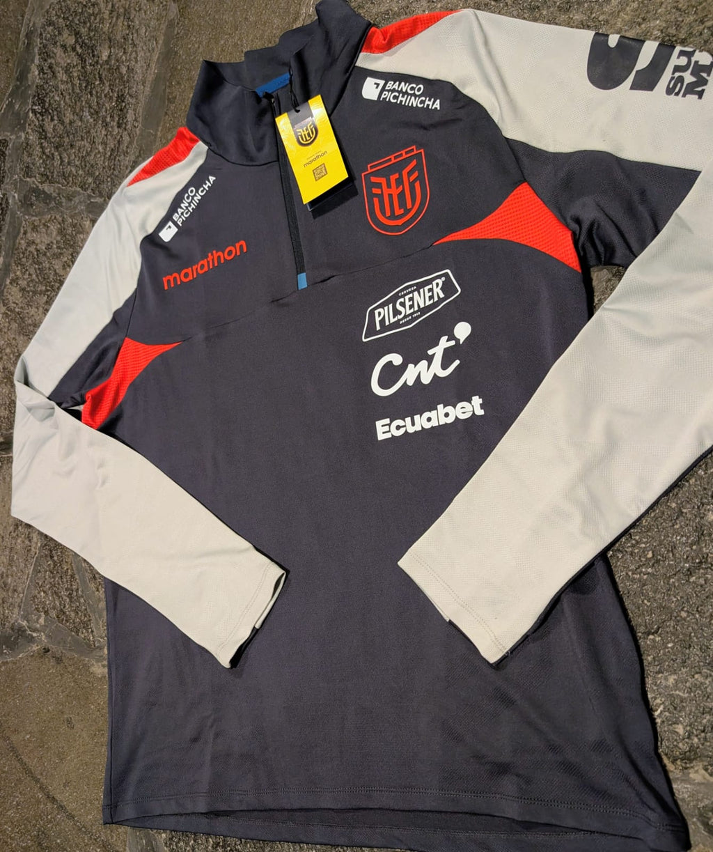 ECUADOR WORLD CUP NAVY BLUE TRAINING TOP WITH SPONSORS, SIZE XL