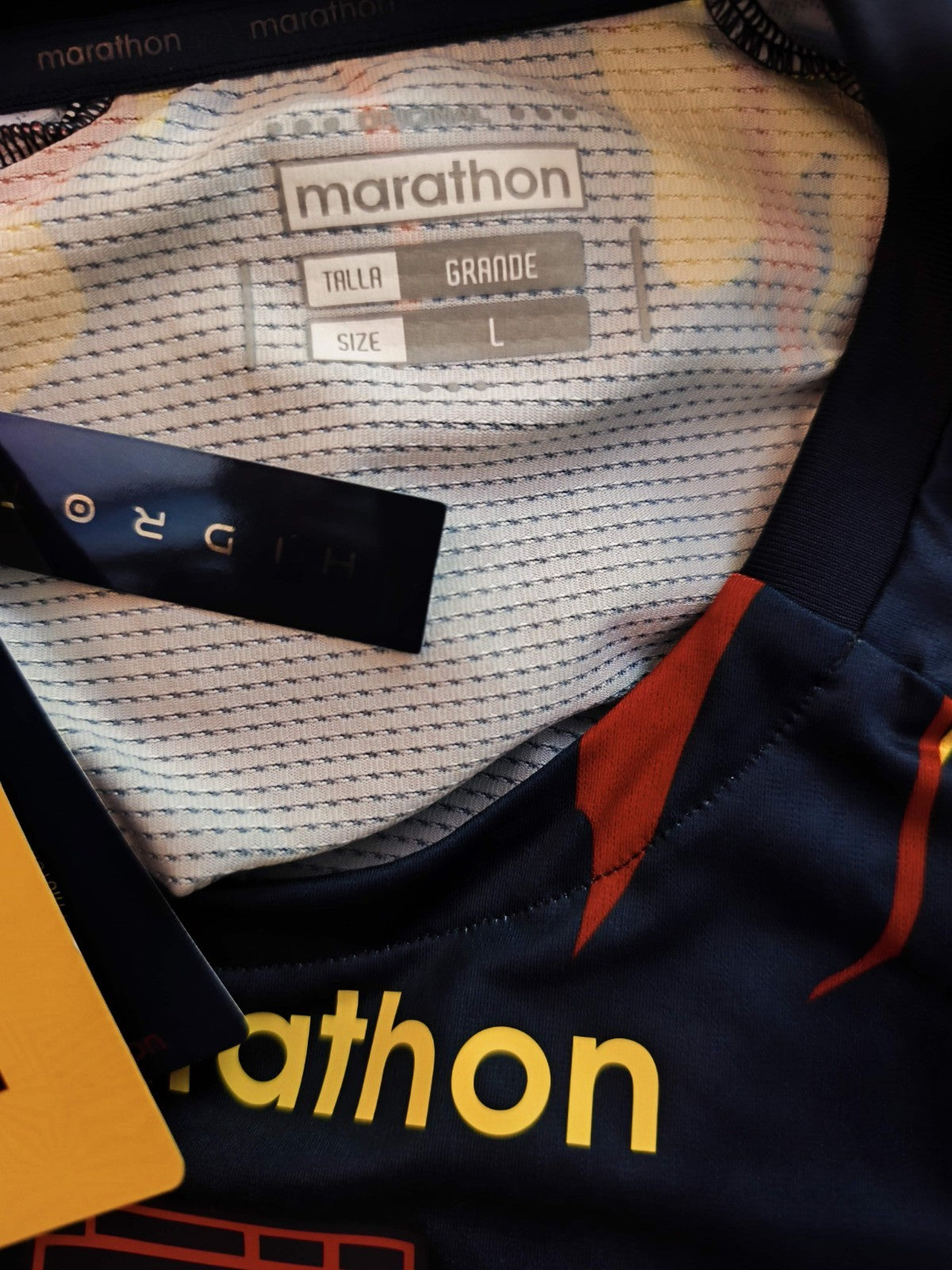 ORIGINAL ECUADOR '26 WORLD CUP PREMATCH JERSEY BY MARATHON, SIZE L, BNWT, UNIQUE
